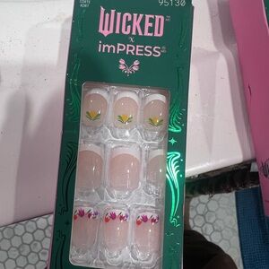 Wicked x imPRESS Press on Nails